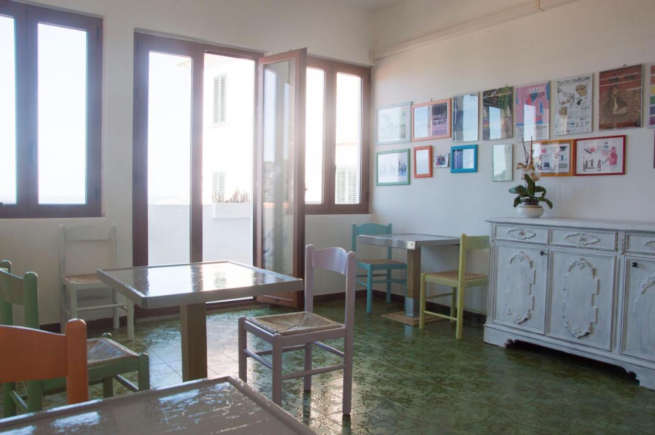 Bed and Breakfast Occhj A Mari Santa Teresa Gallura Exterior foto