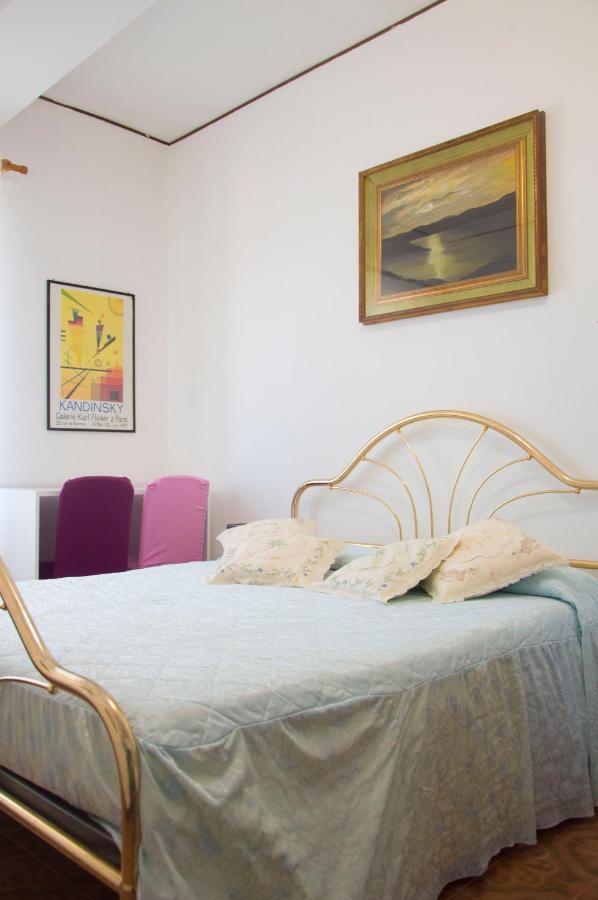 Bed and Breakfast Occhj A Mari Santa Teresa Gallura Exterior foto